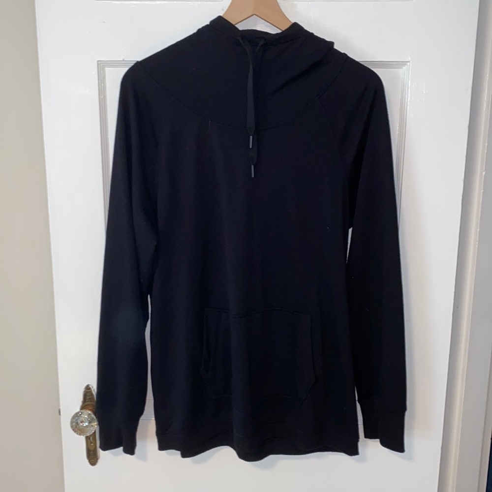Black cowl necked hoodie with front pocket size XL
